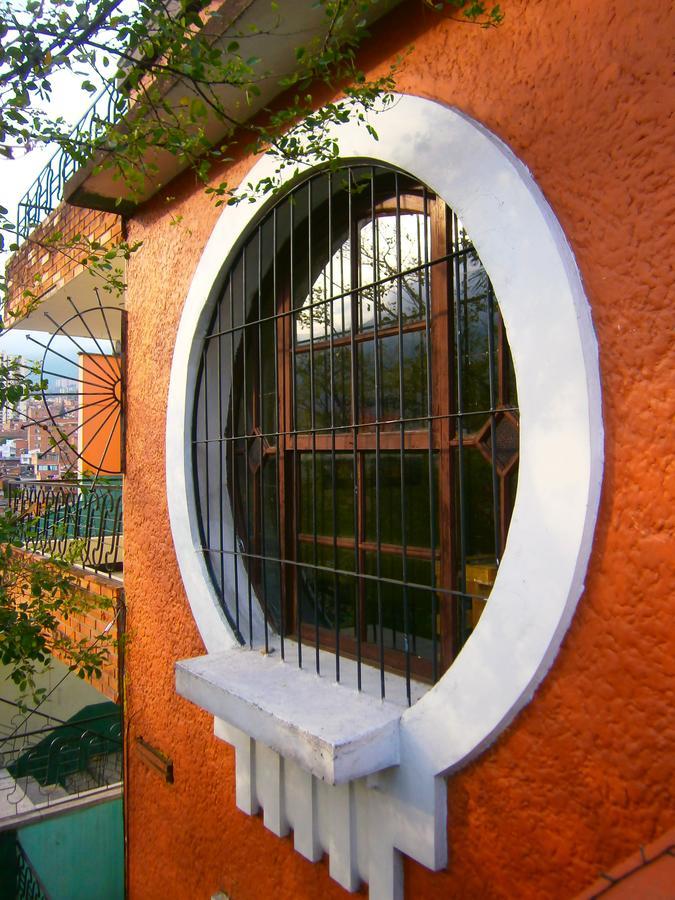 Raiz Hostel Medellin Luaran gambar