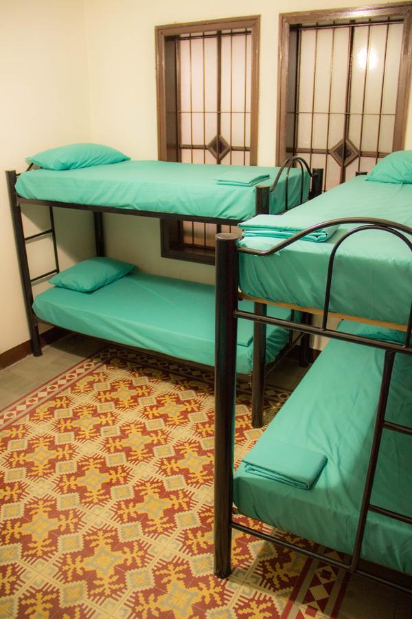 Raiz Hostel Medellin Luaran gambar