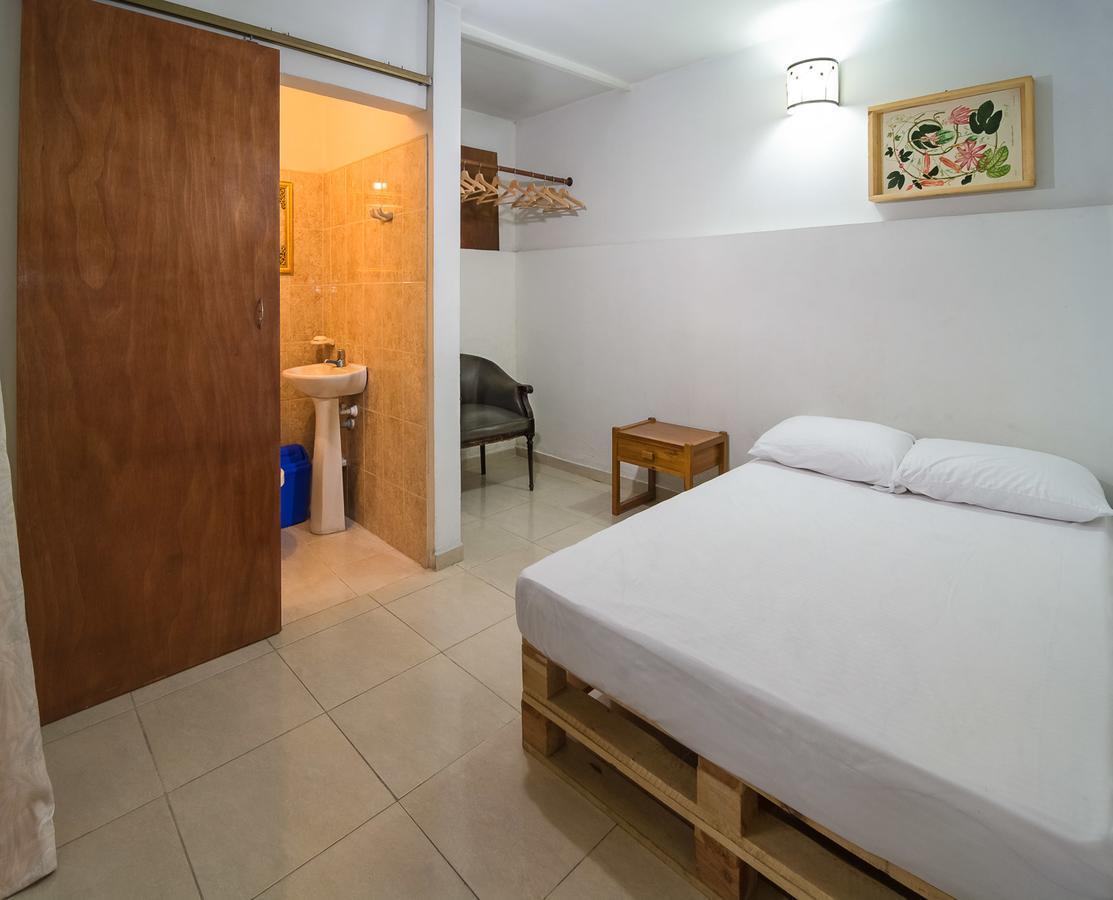 Raiz Hostel Medellin Luaran gambar