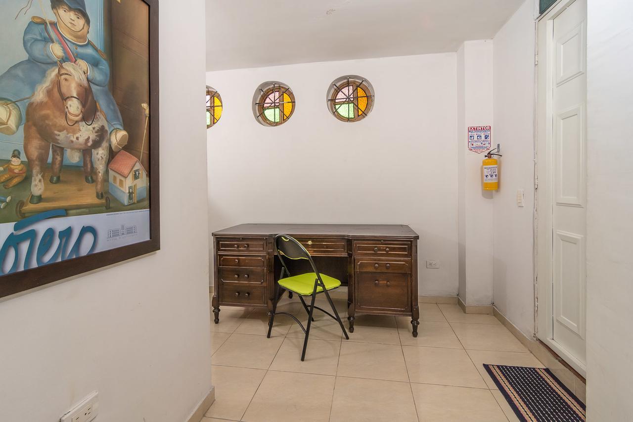 Raiz Hostel Medellin Luaran gambar