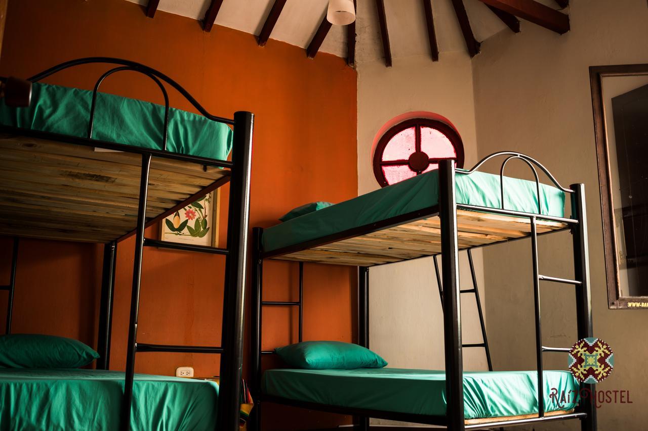 Raiz Hostel Medellin Luaran gambar