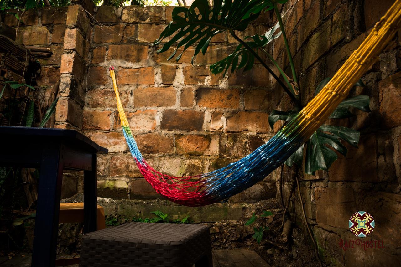 Raiz Hostel Medellin Luaran gambar
