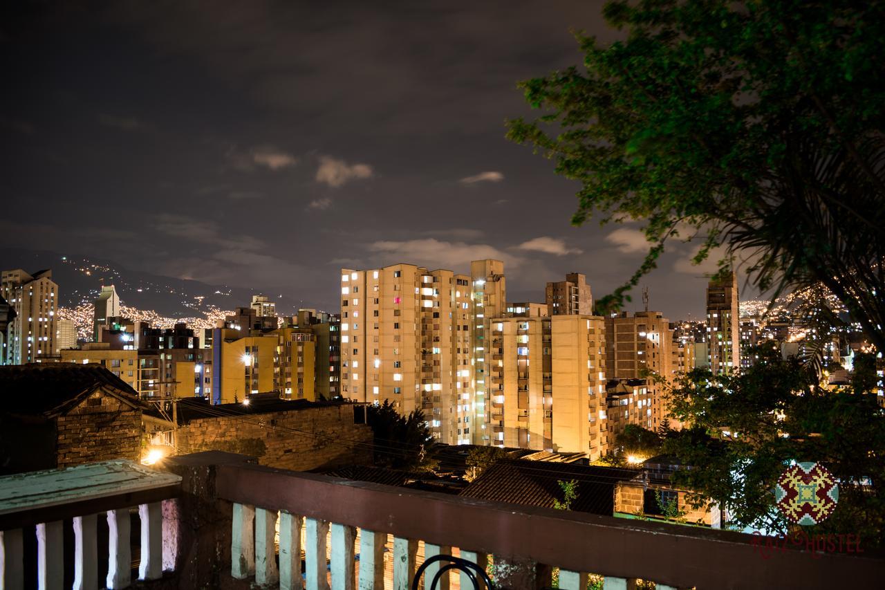 Raiz Hostel Medellin Luaran gambar