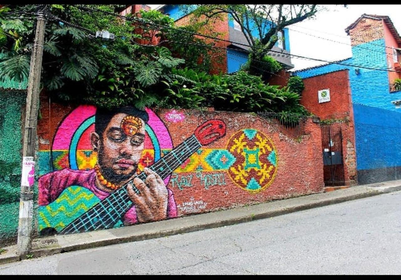 Raiz Hostel Medellin Luaran gambar